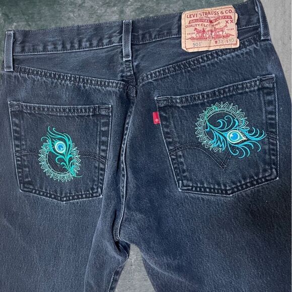Vintage Levi's 501xx 32x30 Denim Jeans - Picture 3 of 9